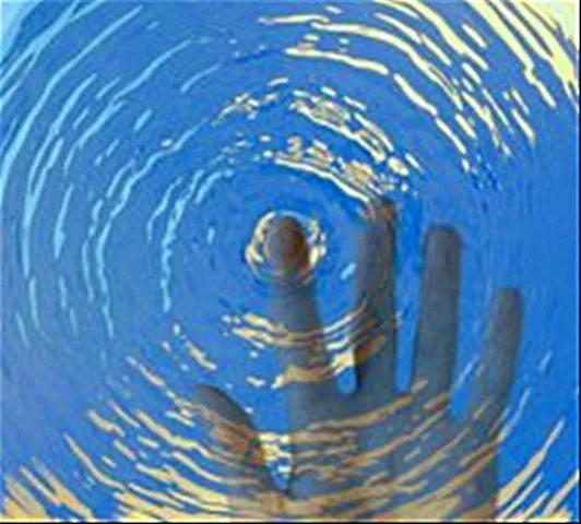 ripple effect w hand